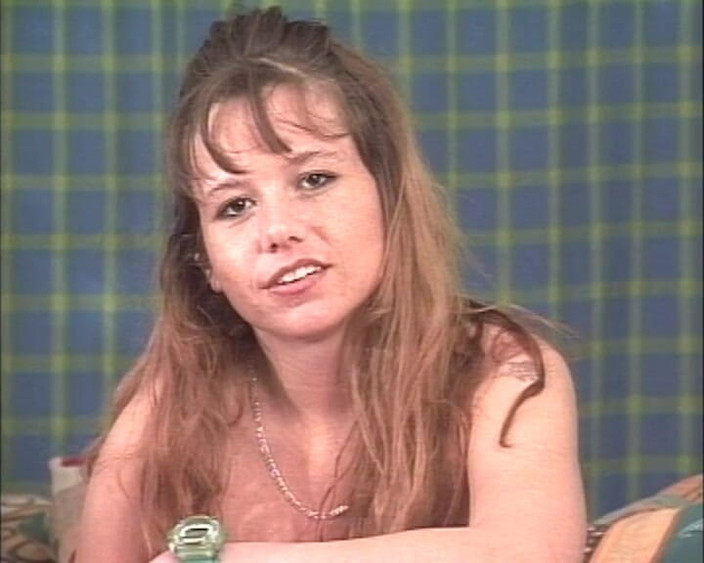 90s Lesbian sex: Troie di connessione figa cruda # 4