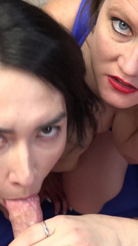 Isabel en Victoria Bond over een harde lul