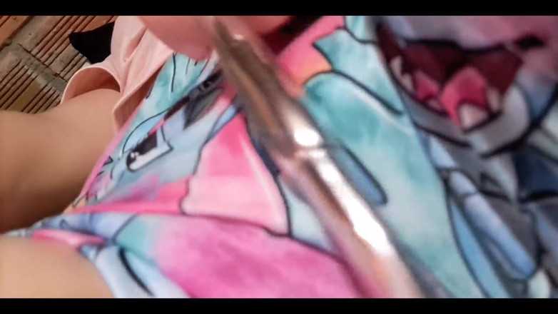 Yulieth Gomez: La bambinaia si masturba e mostra il suo perizoma bagnato