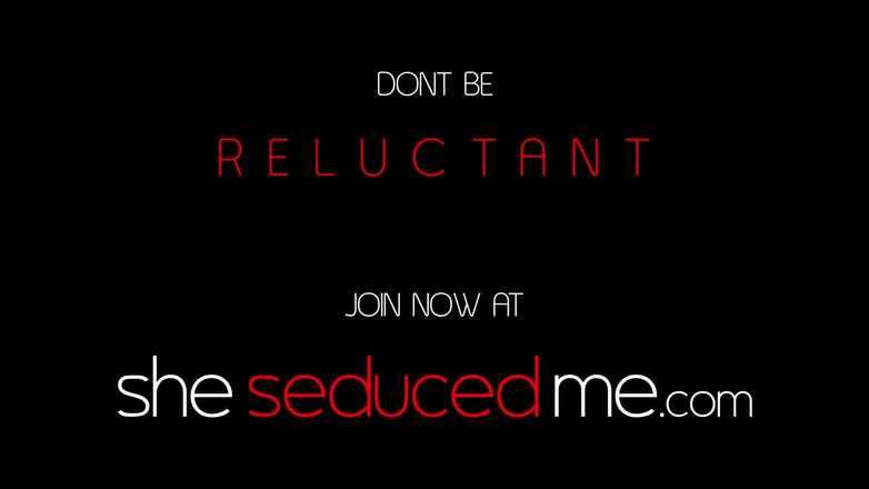 She seduced me: LEI HA INDOTTO- la stanza sbagliata