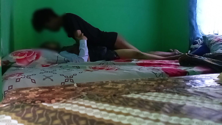 Jack010: एक छात्र को उसके ही शिक्षक द्वारा धमकाया जाता है