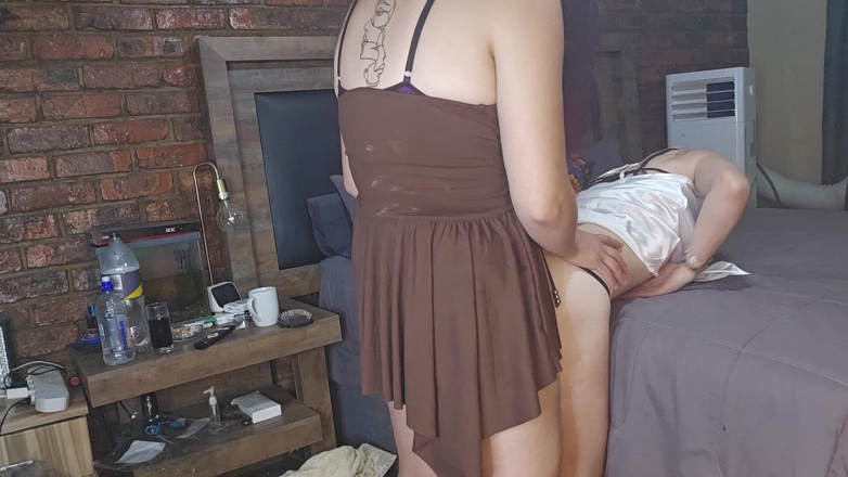 Sparowdox: Watching Our Girlfriends Lesbian Fuck Each Other with a Strapon