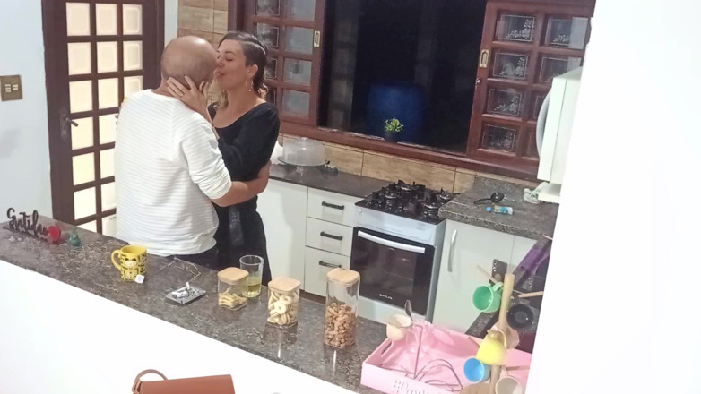 Victor SweetCoupleStories: Ateşli evli kadınla bar kilerinde sadakatsiz evli kadınla anal seks