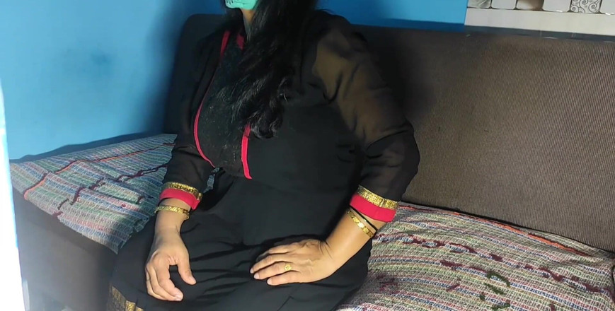 Hemant sarita: Savita Řekla, nebyla jsem dlouho ošukaná, ošukej mě dnes, králi