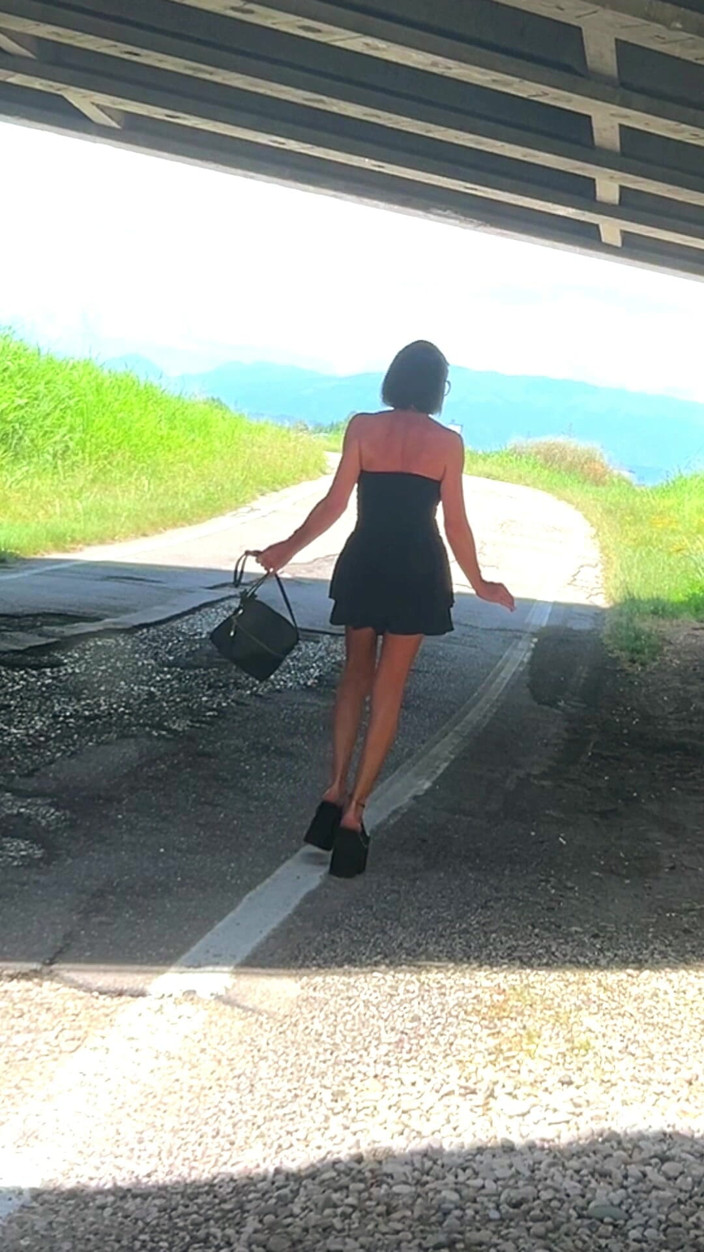 Andreina Naty: Zittern Unter Der Brücke