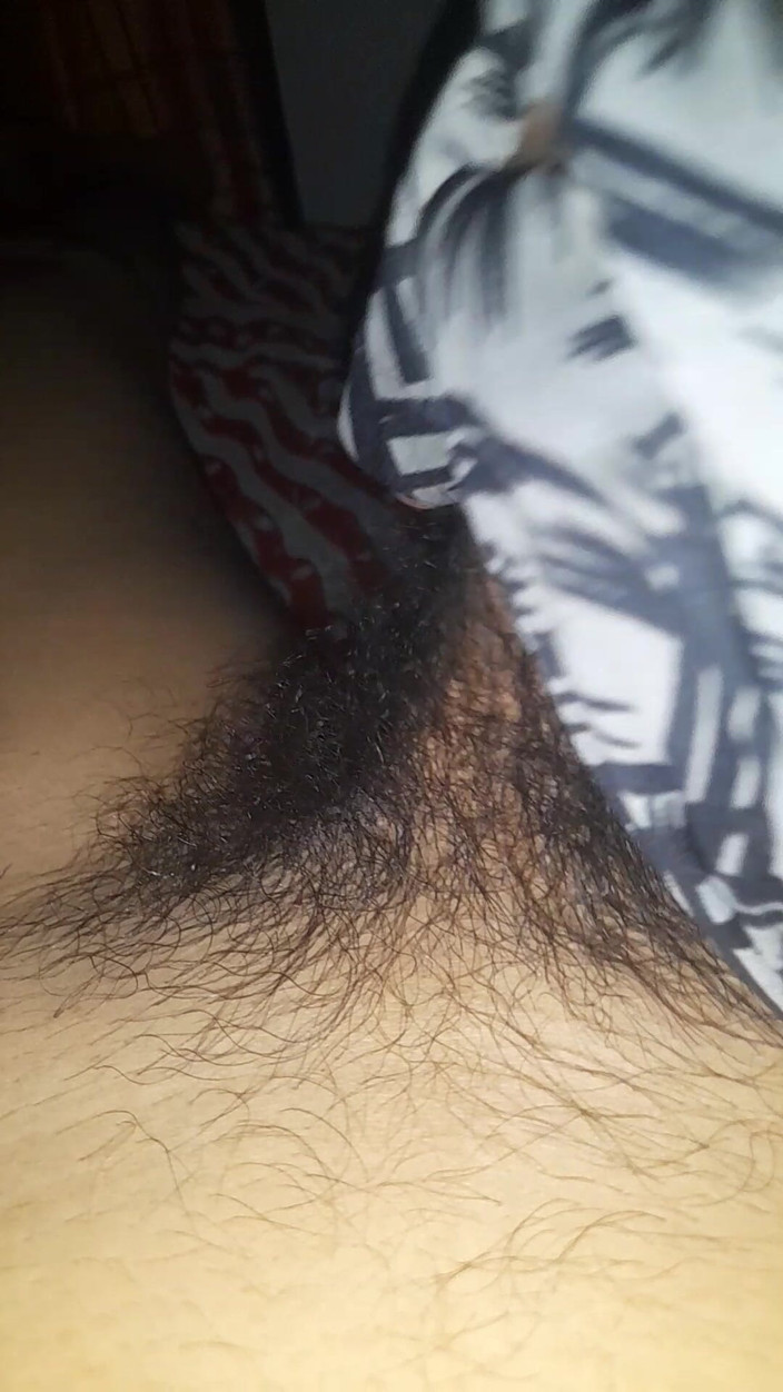 Kundan: 继妹给我摇晃，很享受