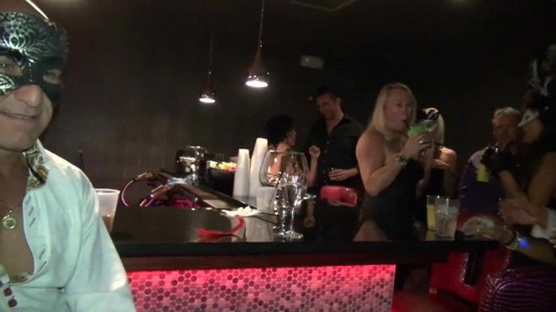 Dirty Dating Live: Perempuan jalang muda, cougars dan Milf - oh my! Part1