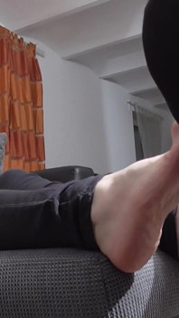 Russian Lady Feet Smelling