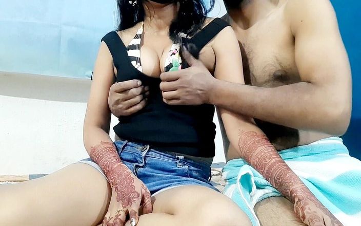 hotXriya: रिया ने सौतेले भाई के साथ काफी रोमांस और हार्डकोर सेक्स किया