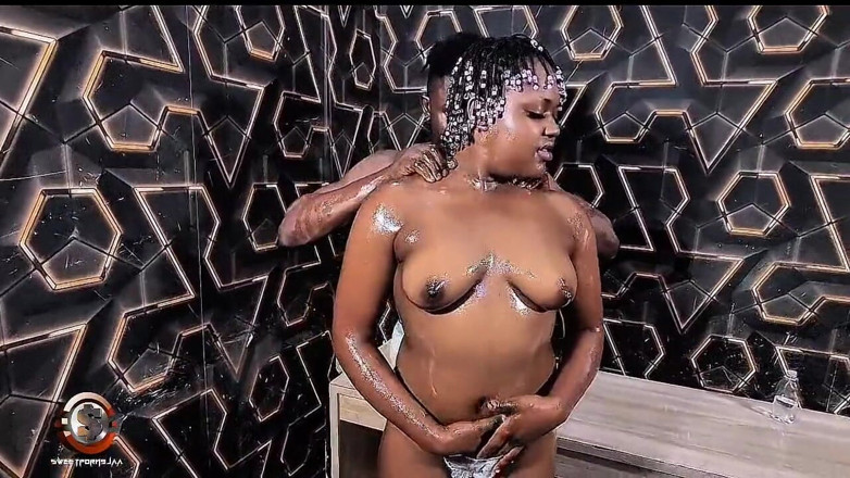 Tusweet9ja: Fucking Big Ass African Girl