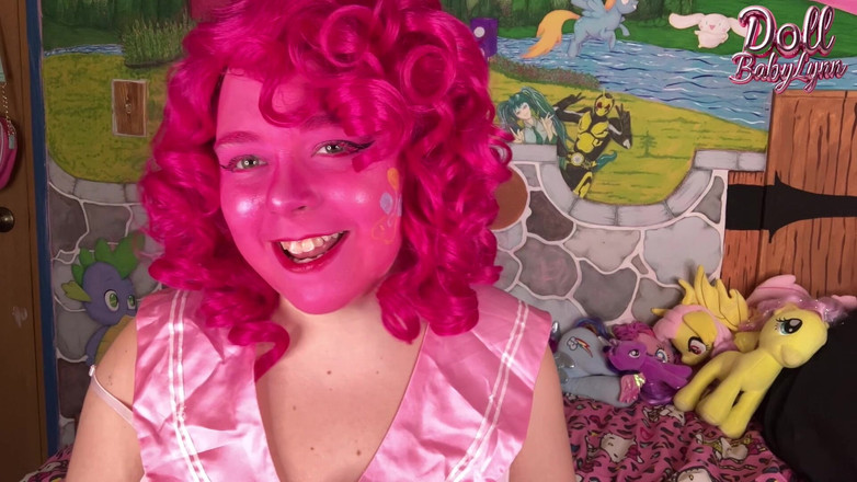 DollBabyLynn: Rutto e canta con pinkie