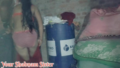 Hot Nisha bhabhi: После траха с бойфрендом мой Девар хочу трахнуть Ке в магазине.