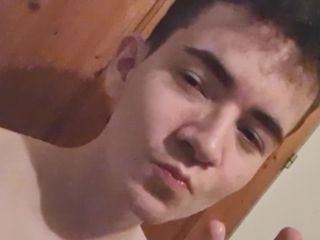 Prettyboi2000x: Ich komme so viel davon, mich selbst zu ficken ... Aaaah ~...