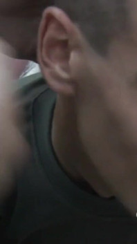 Twink ošukaná venku vojenským klukem v nejiformním