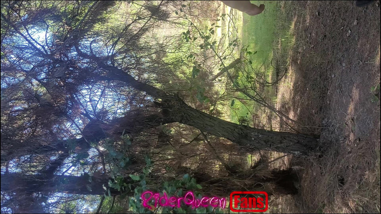 Riderqueen BBW Step Mom Latina Ebony: Riderqueen अकेले, आउटडोर, प्रशंसक वीडियो