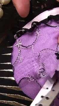 Remaja Jepun kurus dijilat dan dikongkek ayah tiri