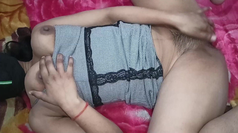 Dreem Sex: Hintli edepsiz evde yalnız üvey kız kardeş Sudipa büyük üvey erkek kardeşi...