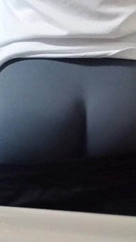 J’adore Montrer Mon Gros Cul Dans La Salle De Bain
