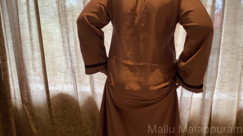 Mallu_Malappuram: Mallu Muslim Thatha e meio-irmão fodendo de quatro em quarto...