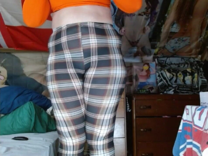 CosmicJones88: Fat Sissy Cosmicjones88 Shakes Big Ass in Leggings and Without