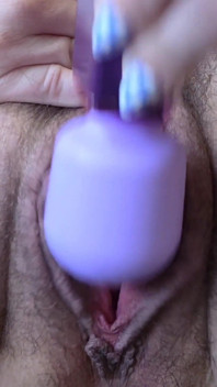 Escritório rápido quebra vibrador de buceta peluda e dedilhado anal, orgasmo real