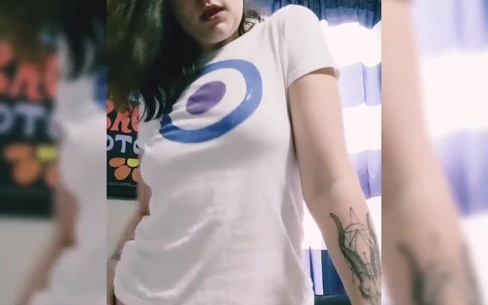 Evelyn Storm: Ik hou ervan om op mijn vibrator te rijden;)