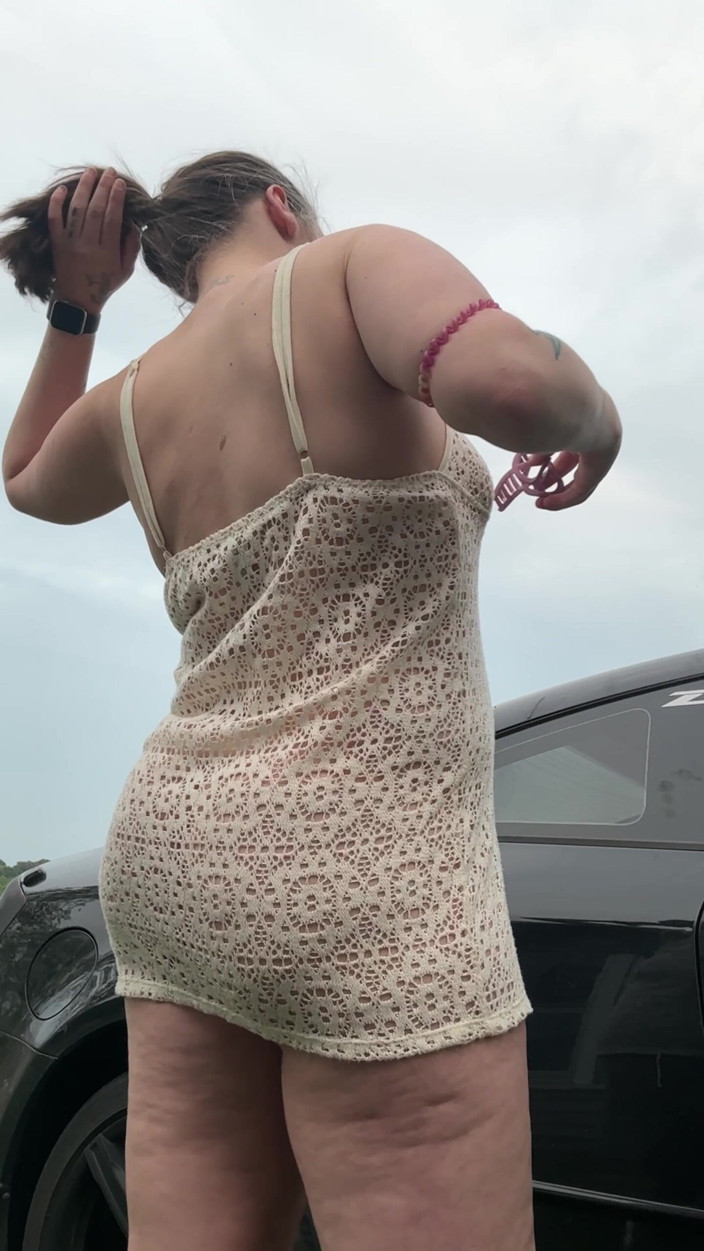 Kinky Thots: เย็ดหมู่ห้องนอนกับน้องสาวขายาว