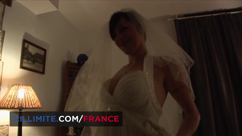 Made In France: Pierwsza sodomia z cycatą panną młodą