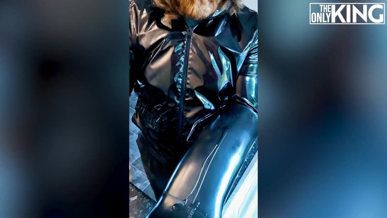 theonlyKING: Rubber riding boot spit shine and polish