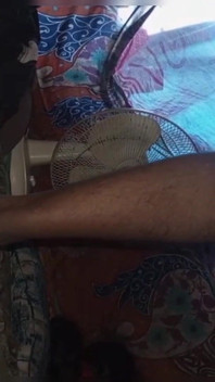 Hari ini sekali lagi abang menjilat vagina saya dan meniduri saya.
