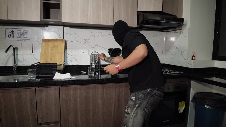 LustHub: Thief Breaks Into the House of an Impressive Colombian Woman...