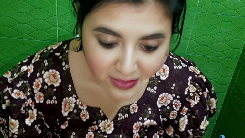 Nadiyabd: toylet ee naadiya bhaabhi ke raaji kore bedroom ee dogi...