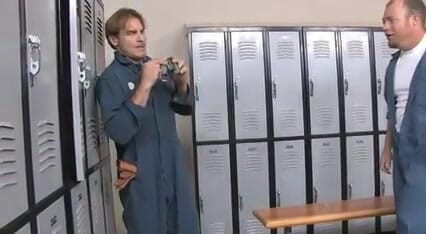 Thot Factory: Ados, vestiaires et orgie sous la douche