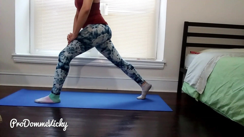 Porno angels: Pro Domme Vicky workout tape