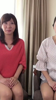 섹시한 새엄마 따먹기 - 재미를 위해 준비된 12명의 좌절한 계모 - 2부