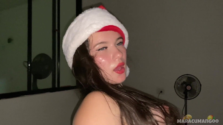 Maracumangoo: Papai Noel: Eu não trouxe seu Playstation 5, mas eu vou...