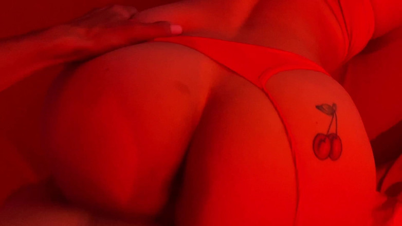 Yohamedi: Bölüm 2 fotoğraf çekimi ve bir Noel porno filmi