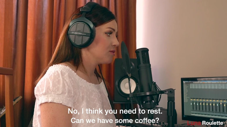 Luna Roulette: She Sucks Better Than She Sings