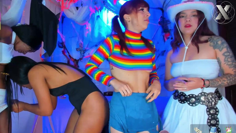 Lesbian Friends: Boquete lésbico com gemidos