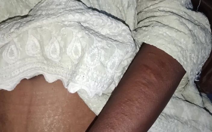 Jack07: Mai întâi supt de pulă, apoi futai în pizdă în stil indian desi...
