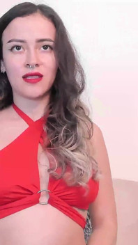 Speciasl si cewek hot rambut pirang lagi asik masturbasi pakai dildo ukuran XL
