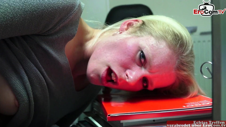 EroCom: Skinny German wife in nylons fucked at job interview