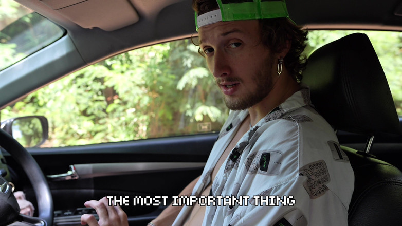 Bunny Rabbits: Bolt Taksi Şoförü ve Kırmızı Başlıklı Kız