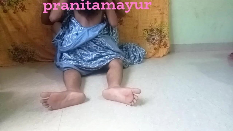 Pranitamayur: Gorąca żona pranita seks pieprzyć przyjaciela po ślubie