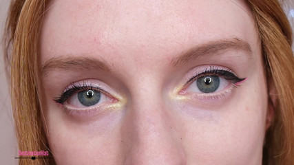 Destination Kat: Záběr zblízka na moje tělo