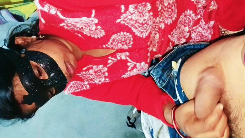 Sexy_girl_nehu: Indiana ejaculação na boca excelente boquete sem parar de chupar...