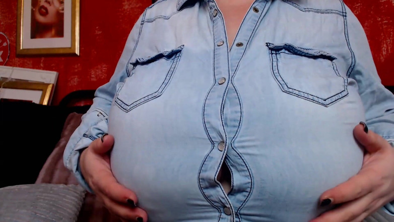 Roxanne Miller: Trocando de camisa e saltando de botões