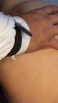 Curul cumnatei mele mature sexy nu mă lasă să mă odihnesc. Final fericit Soraya Culona
