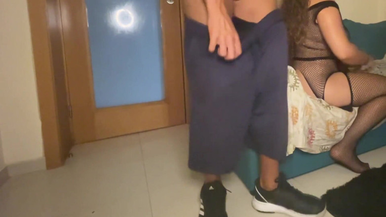 GamingCouple: 1 nieznajomy chce przelecieć moją zdradzającą żonę (amatorski trójkąt rogacz)