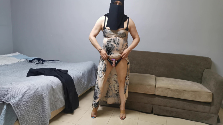 Jade Rain: Hijab Trans Jade